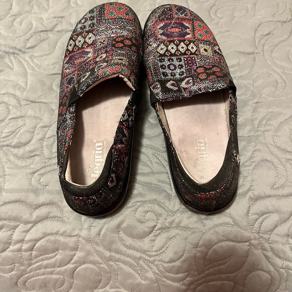 Algeria Nursing Shoes